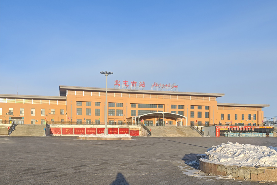 <b>新疆维吾尔自治区北屯市站-AT100100D</b>