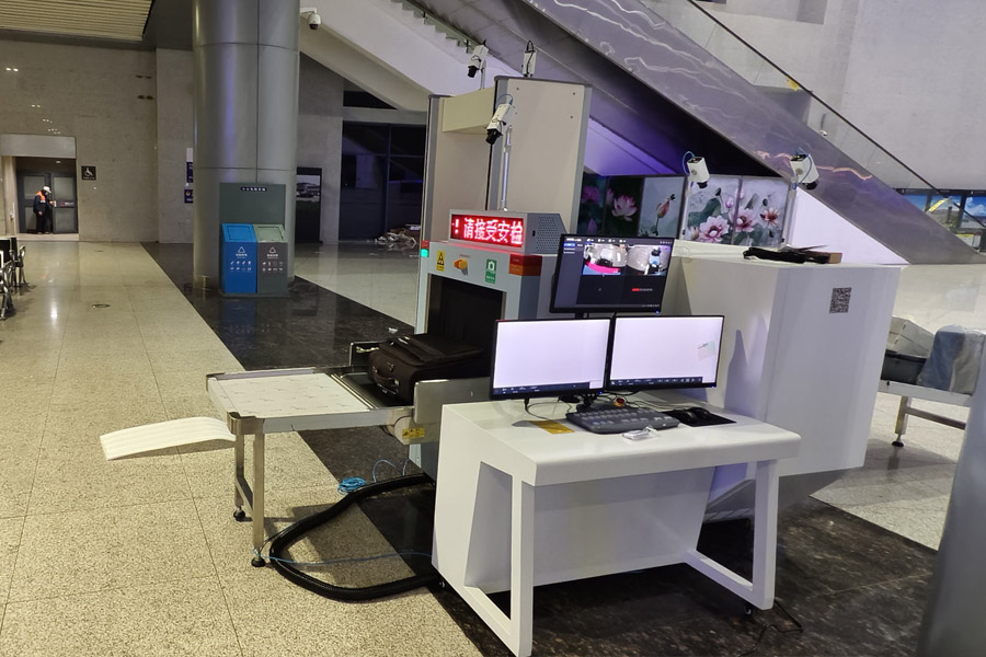 25.12河北省唐山市唐山北站-AT6550D1.jpg